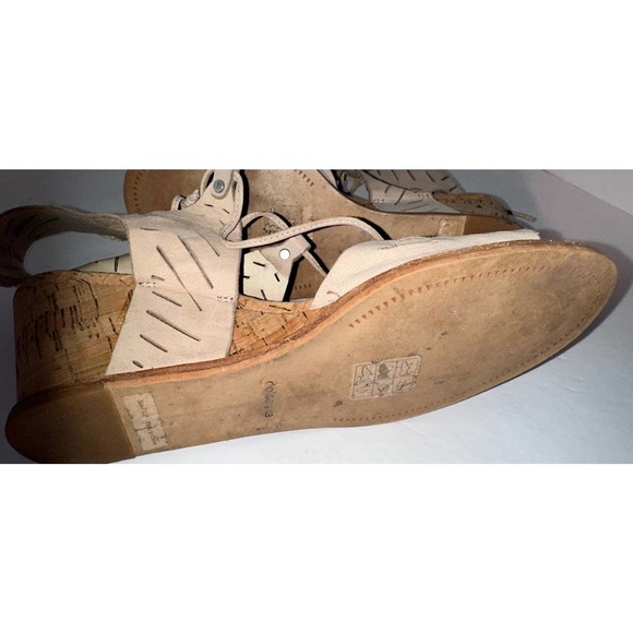 DV Dolce Vita tan‎ lace up wedge sandals size 7.5 - Picture 6 of 7